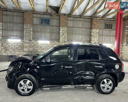 Чорний Хендай Туксон, об'ємом двигуна 2 л та пробігом 252 тис. км за 3000 $, фото 33 на Automoto.ua