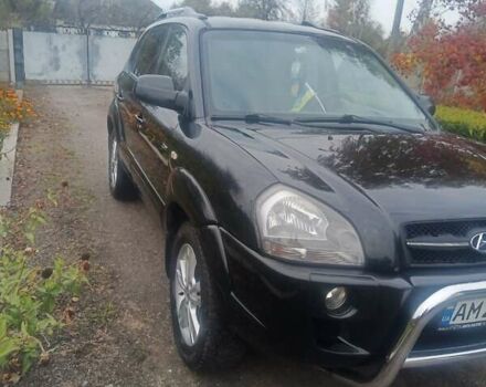 Черный Хендай Туксон, объемом двигателя 2 л и пробегом 231 тыс. км за 8500 $, фото 12 на Automoto.ua