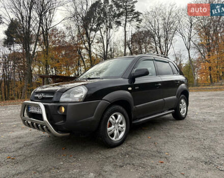 Хендай Туксон 2006 у Тернополі на Automoto.ua Чорний Хендай Туксон, об'ємом двигуна 1.99 л та пробігом 240 тис. км за 7600 $, фото 4 на Automoto.ua