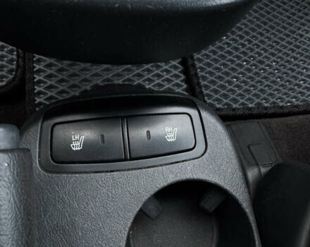 Черный Хендай Туксон, объемом двигателя 1.98 л и пробегом 198 тыс. км за 7500 $, фото 10 на Automoto.ua