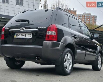 Чорний Хендай Туксон, об'ємом двигуна 1.98 л та пробігом 123 тис. км за 7950 $, фото 25 на Automoto.ua