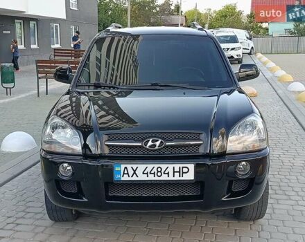 Чорний Хендай Туксон, об'ємом двигуна 2 л та пробігом 141 тис. км за 7999 $, фото 14 на Automoto.ua