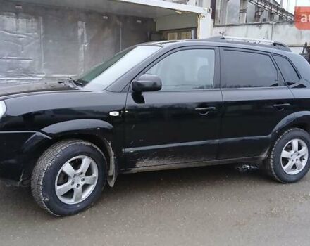 Чорний Хендай Туксон, об'ємом двигуна 1.98 л та пробігом 320 тис. км за 6500 $, фото 2 на Automoto.ua