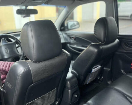 Черный Хендай Туксон, объемом двигателя 2 л и пробегом 242 тыс. км за 6999 $, фото 19 на Automoto.ua