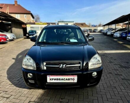 Чорний Хендай Туксон, об'ємом двигуна 2 л та пробігом 207 тис. км за 8000 $, фото 1 на Automoto.ua