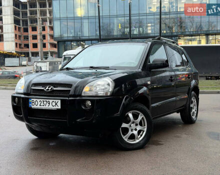 Чорний Хендай Туксон, об'ємом двигуна 1.99 л та пробігом 310 тис. км за 6399 $, фото 3 на Automoto.ua
