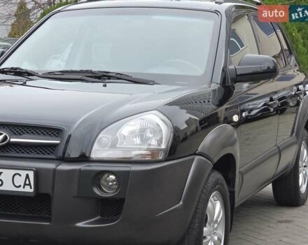 Чорний Хендай Туксон, об'ємом двигуна 1.98 л та пробігом 123 тис. км за 7950 $, фото 22 на Automoto.ua