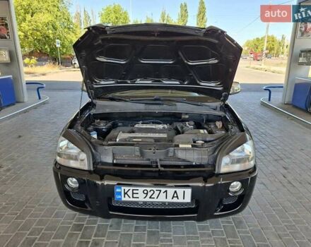 Чорний Хендай Туксон, об'ємом двигуна 1.98 л та пробігом 226 тис. км за 8800 $, фото 27 на Automoto.ua