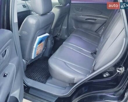 Чорний Хендай Туксон, об'ємом двигуна 1.99 л та пробігом 239 тис. км за 6990 $, фото 24 на Automoto.ua