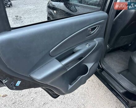 Чорний Хендай Туксон, об'ємом двигуна 2 л та пробігом 167 тис. км за 7950 $, фото 8 на Automoto.ua
