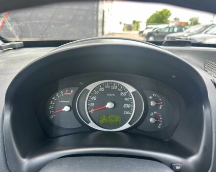 Чорний Хендай Туксон, об'ємом двигуна 2 л та пробігом 306 тис. км за 6900 $, фото 9 на Automoto.ua