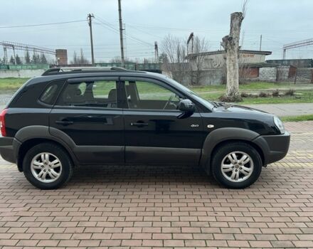 Черный Хендай Туксон, объемом двигателя 2 л и пробегом 220 тыс. км за 7200 $, фото 15 на Automoto.ua