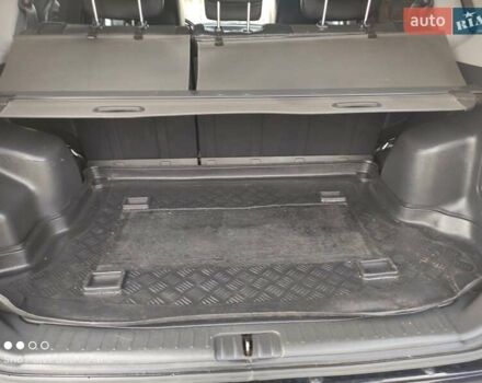 Черный Хендай Туксон, объемом двигателя 2 л и пробегом 237 тыс. км за 7999 $, фото 3 на Automoto.ua