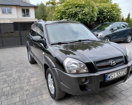 Черный Хендай Туксон, объемом двигателя 2 л и пробегом 233 тыс. км за 7000 $, фото 1 на Automoto.ua