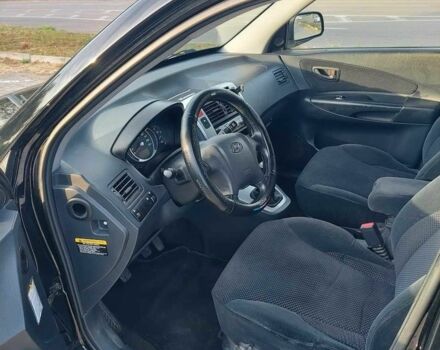 Чорний Хендай Туксон, об'ємом двигуна 2 л та пробігом 228 тис. км за 7800 $, фото 8 на Automoto.ua