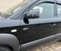 Черный Хендай Туксон, объемом двигателя 2 л и пробегом 220 тыс. км за 7200 $, фото 8 на Automoto.ua