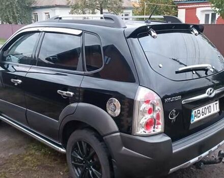Хендай Туксон 2006 в Гайсине на Automoto.ua Черный Хендай Туксон, объемом двигателя 1.98 л и пробегом 124 тыс. км за 8000 $, фото 1 на Automoto.ua