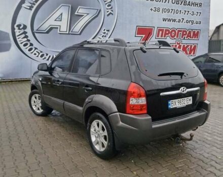 Чорний Хендай Туксон, об'ємом двигуна 2 л та пробігом 270 тис. км за 7500 $, фото 4 на Automoto.ua