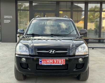 Чорний Хендай Туксон, об'ємом двигуна 0 л та пробігом 147 тис. км за 7999 $, фото 4 на Automoto.ua