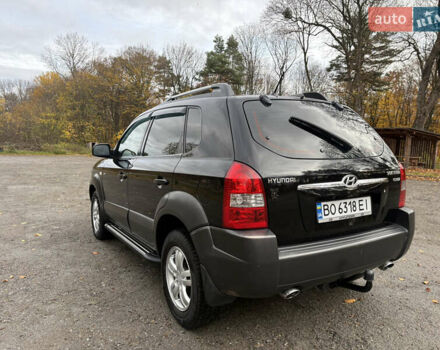 Хендай Туксон 2006 у Тернополі на Automoto.ua Чорний Хендай Туксон, об'ємом двигуна 1.99 л та пробігом 240 тис. км за 7600 $, фото 20 на Automoto.ua