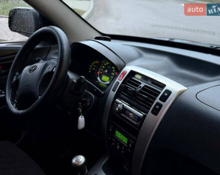 Чорний Хендай Туксон, об'ємом двигуна 1.99 л та пробігом 310 тис. км за 6399 $, фото 20 на Automoto.ua