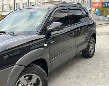 Хендай Туксон 2006 у Тернополі на Automoto.ua Чорний Хендай Туксон, об'ємом двигуна 2 л та пробігом 240 тис. км за 6699 $, фото 6 на Automoto.ua