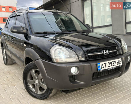 Хендай Туксон 2006 у Тернополі на Automoto.ua Чорний Хендай Туксон, об'ємом двигуна 2 л та пробігом 240 тис. км за 6699 $, фото 22 на Automoto.ua