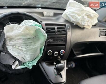 Чорний Хендай Туксон, об'ємом двигуна 1.99 л та пробігом 250 тис. км за 2000 $, фото 4 на Automoto.ua