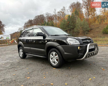 Хендай Туксон 2006 у Тернополі на Automoto.ua Чорний Хендай Туксон, об'ємом двигуна 1.99 л та пробігом 240 тис. км за 7600 $, фото 8 на Automoto.ua