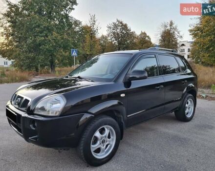 Хендай Туксон 2006 в Шостке на Automoto.ua Черный Хендай Туксон, объемом двигателя 1.98 л и пробегом 280 тыс. км за 8200 $, фото 9 на Automoto.ua