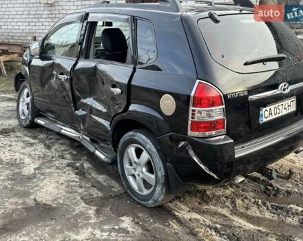 Чорний Хендай Туксон, об'ємом двигуна 1.99 л та пробігом 250 тис. км за 2000 $, фото 2 на Automoto.ua
