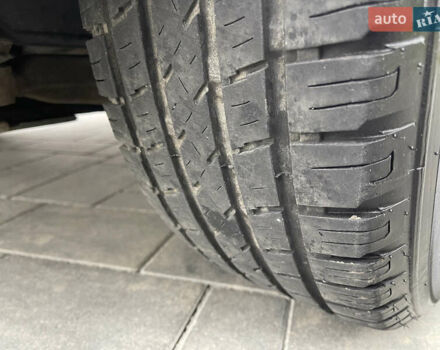 Черный Хендай Туксон, объемом двигателя 2 л и пробегом 216 тыс. км за 7500 $, фото 13 на Automoto.ua