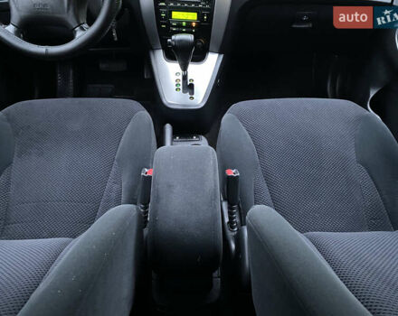 Черный Хендай Туксон, объемом двигателя 1.99 л и пробегом 186 тыс. км за 9400 $, фото 43 на Automoto.ua