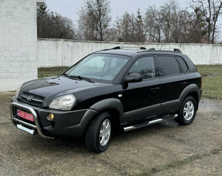 Черный Хендай Туксон, объемом двигателя 2 л и пробегом 201 тыс. км за 7750 $, фото 11 на Automoto.ua