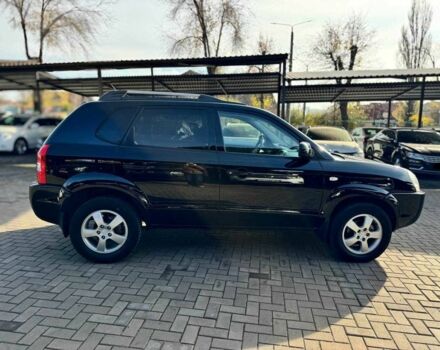 Чорний Хендай Туксон, об'ємом двигуна 2 л та пробігом 207 тис. км за 8000 $, фото 9 на Automoto.ua