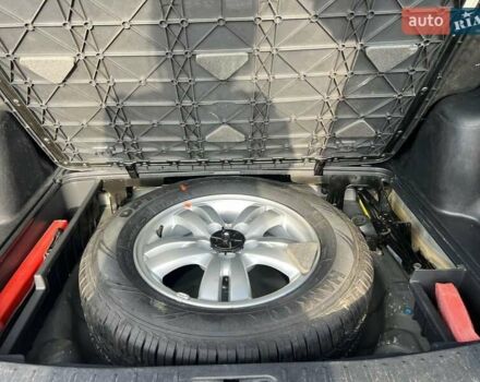 Черный Хендай Туксон, объемом двигателя 1.99 л и пробегом 302 тыс. км за 6900 $, фото 14 на Automoto.ua