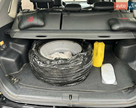 Чорний Хендай Туксон, об'ємом двигуна 1.98 л та пробігом 177 тис. км за 8500 $, фото 9 на Automoto.ua