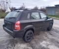 Черный Хендай Туксон, объемом двигателя 2 л и пробегом 280 тыс. км за 3500 $, фото 3 на Automoto.ua