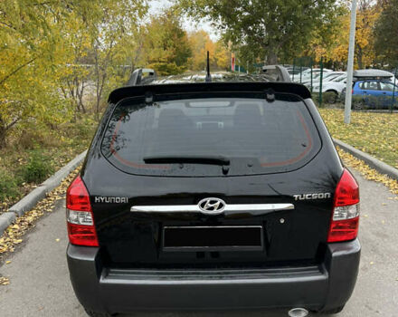 Хендай Туксон 2007 в Каменское - Днепродзержинск на Automoto.ua Черный Хендай Туксон, объемом двигателя 1.98 л и пробегом 162 тыс. км за 7999 $, фото 5 на Automoto.ua