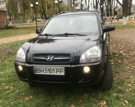 Черный Хендай Туксон, объемом двигателя 2 л и пробегом 210 тыс. км за 8999 $, фото 5 на Automoto.ua