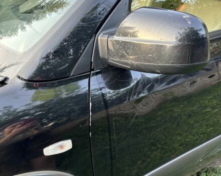 Чорний Хендай Туксон, об'ємом двигуна 2 л та пробігом 330 тис. км за 3700 $, фото 4 на Automoto.ua