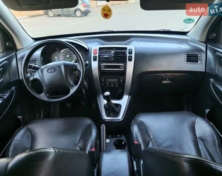 Чорний Хендай Туксон, об'ємом двигуна 1.98 л та пробігом 192 тис. км за 7950 $, фото 23 на Automoto.ua