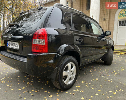 Черный Хендай Туксон, объемом двигателя 1.98 л и пробегом 99 тыс. км за 8999 $, фото 8 на Automoto.ua