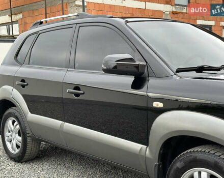 Хендай Туксон 2007 в Ужгороде на Automoto.ua Черный Хендай Туксон, объемом двигателя 1.98 л и пробегом 157 тыс. км за 7300 $, фото 20 на Automoto.ua
