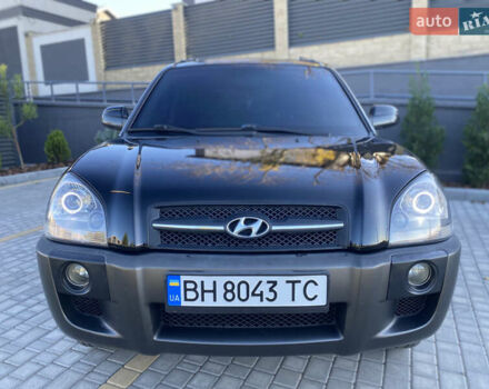 Хендай Туксон 2007 у Одесі на Automoto.ua Чорний Хендай Туксон, об'ємом двигуна 1.98 л та пробігом 180 тис. км за 8999 $, фото 1 на Automoto.ua