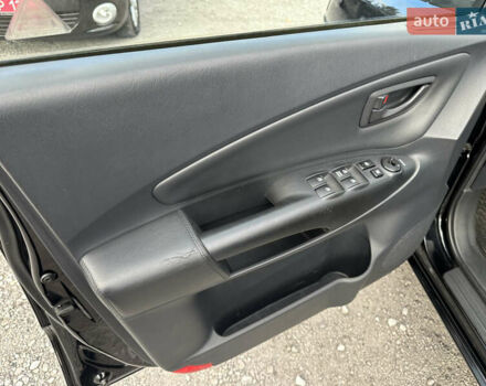 Чорний Хендай Туксон, об'ємом двигуна 2 л та пробігом 180 тис. км за 7999 $, фото 16 на Automoto.ua