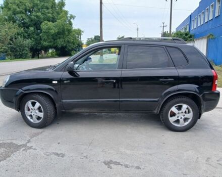 Чорний Хендай Туксон, об'ємом двигуна 2 л та пробігом 235 тис. км за 8000 $, фото 2 на Automoto.ua