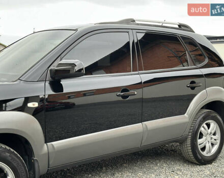 Хендай Туксон 2007 в Ужгороде на Automoto.ua Черный Хендай Туксон, объемом двигателя 1.98 л и пробегом 157 тыс. км за 7300 $, фото 21 на Automoto.ua