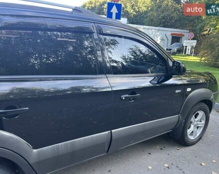 Чорний Хендай Туксон, об'ємом двигуна 1.98 л та пробігом 207 тис. км за 8500 $, фото 5 на Automoto.ua