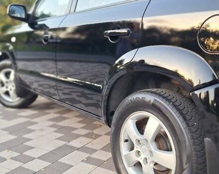 Хендай Туксон 2007 в Нежине на Automoto.ua Черный Хендай Туксон, объемом двигателя 2 л и пробегом 190 тыс. км за 8199 $, фото 20 на Automoto.ua